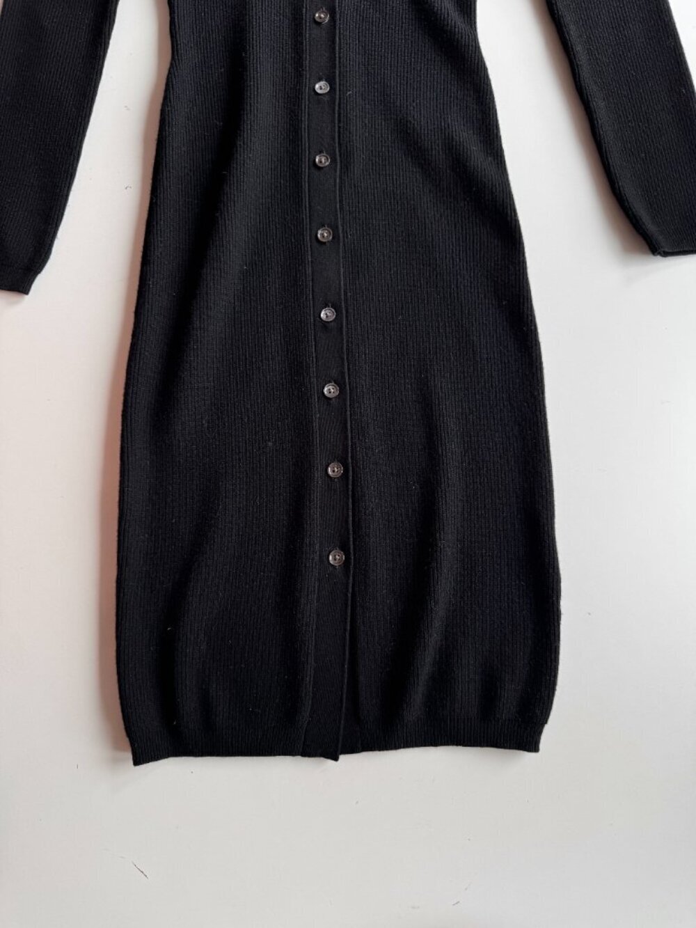 Aritzia WILFRED Cove Black Ribbed Knit V-Neck Long Sleeve Sweater Dress, Size XS - Picture 8 of 16